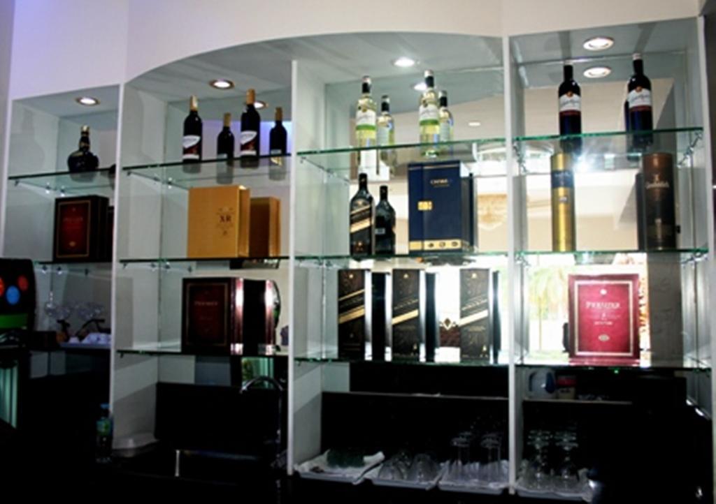 辛迪凯利大酒店 奥隆阿波 外观 照片